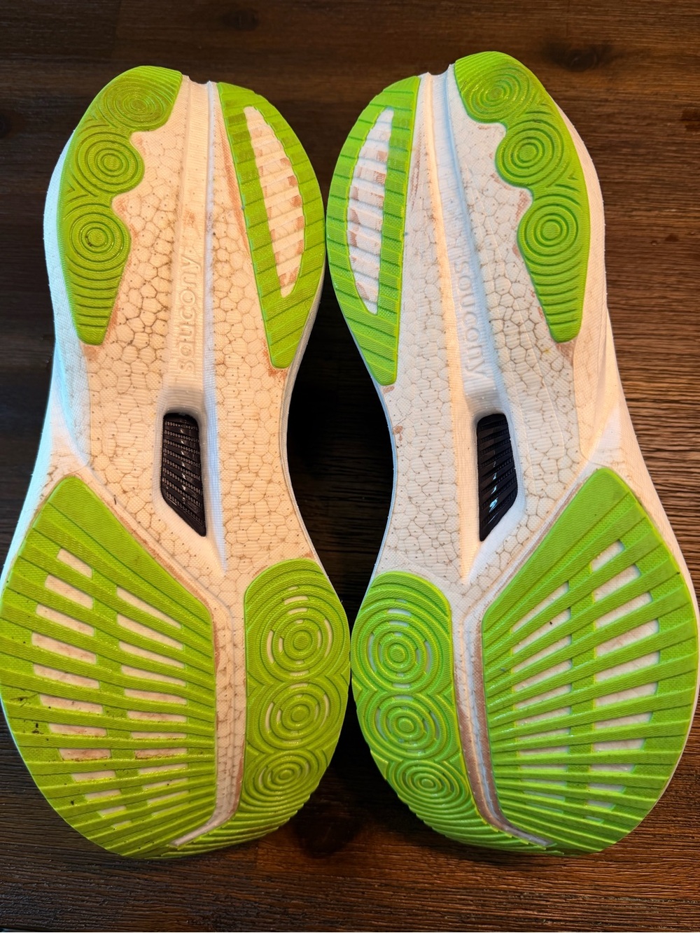 Men’s Saucony Endorphin speed 5 running shoe - Picture 4 of 5
